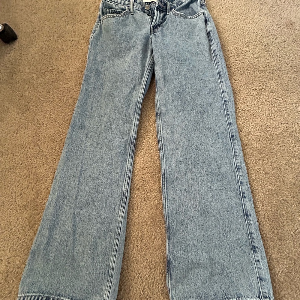 Hollister blue low rise baggy jeans